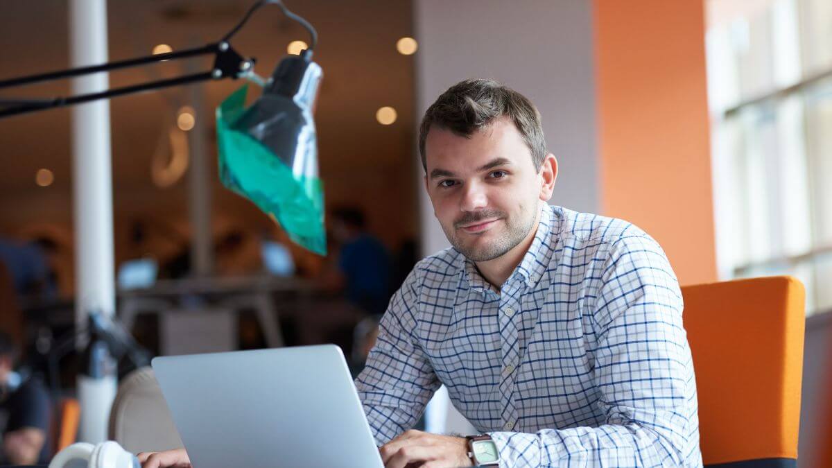 SEO Specialist chi e come diventarlo e quanto guadagna