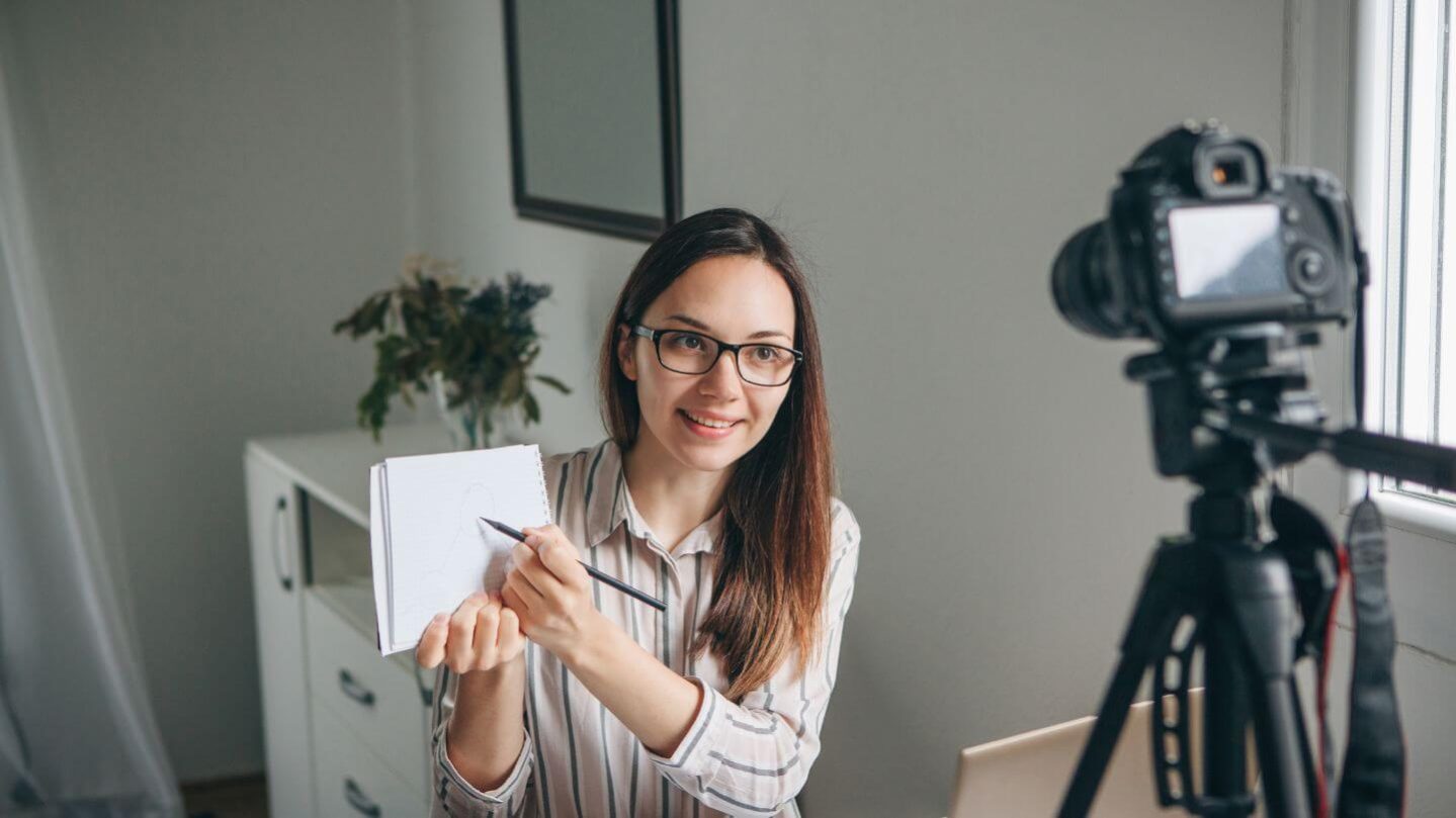 Blogger chi e come diventarlo quanto guadagna