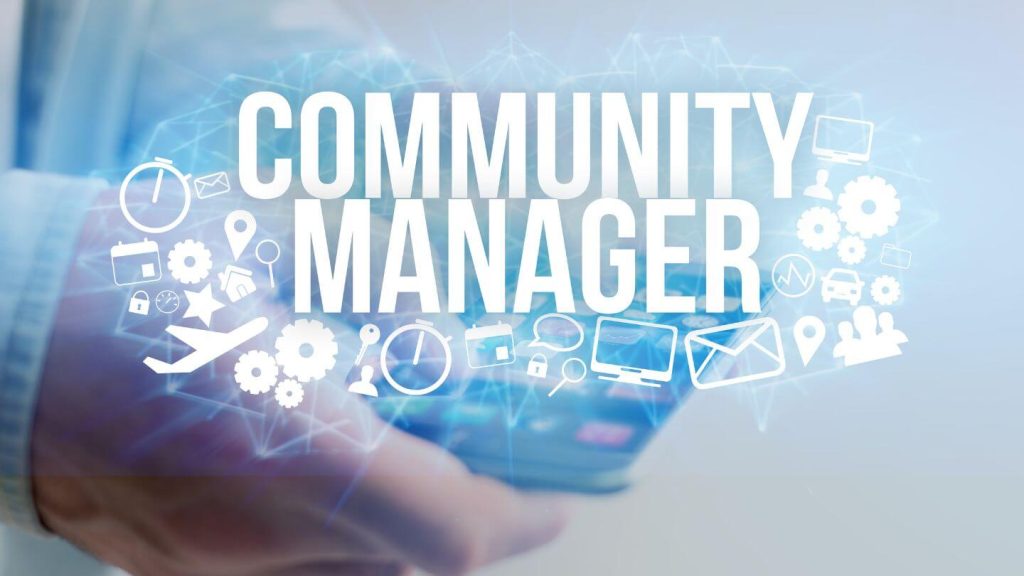 Community manager come diventarlo e quanto guadagna